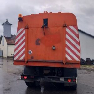 foto 7m3 zameták 7/12t  IFA KM2301 komunál