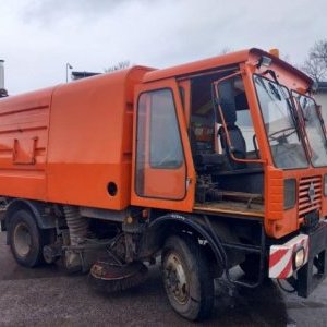 foto 7m3 zameták 7/12t  IFA KM2301 komunál